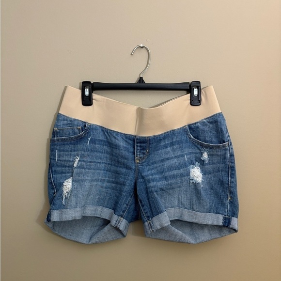 Old Navy Maternity Denim Jean Shorts with Cuff Women's Size 8 - Picture 4 of 14